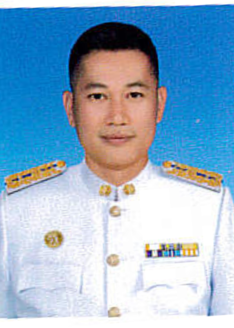 นายวัชรพล  สังคร